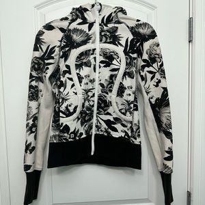 Size 4/Small Lululemon Hoodie